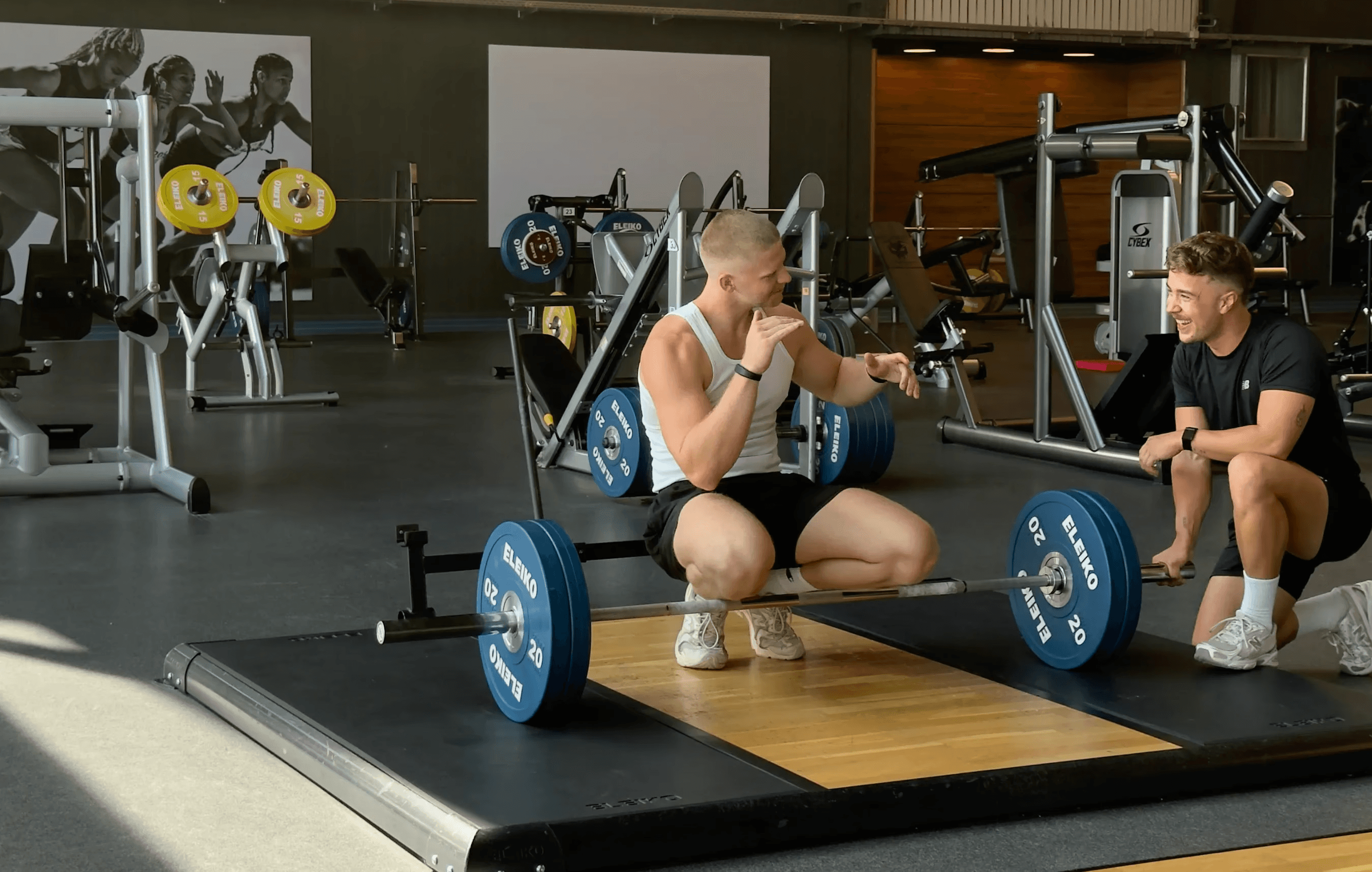 Luca im Fitnessstudio